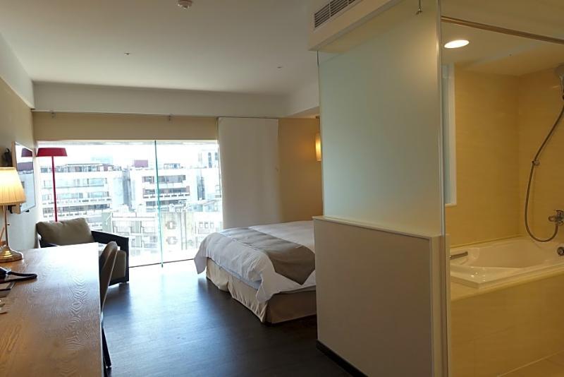 Eastin Taipei Hotel Exterior photo